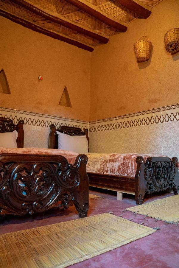 Maison Etoile Du Desert Aït Boukha Buitenkant foto