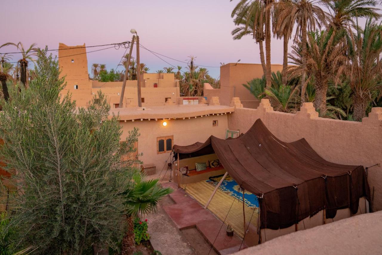 Maison Etoile Du Desert Aït Boukha Buitenkant foto