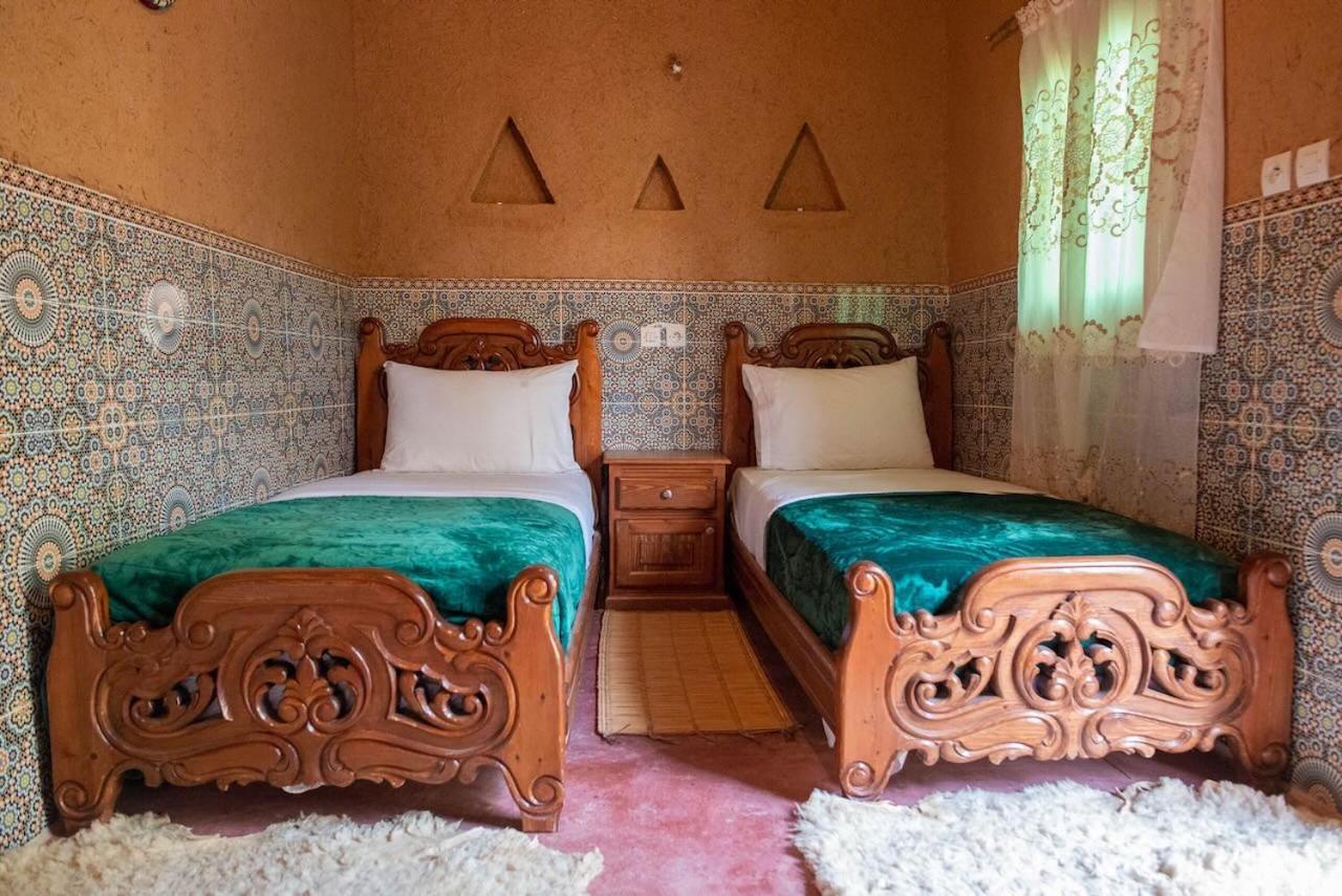 Maison Etoile Du Desert Aït Boukha Kamer foto