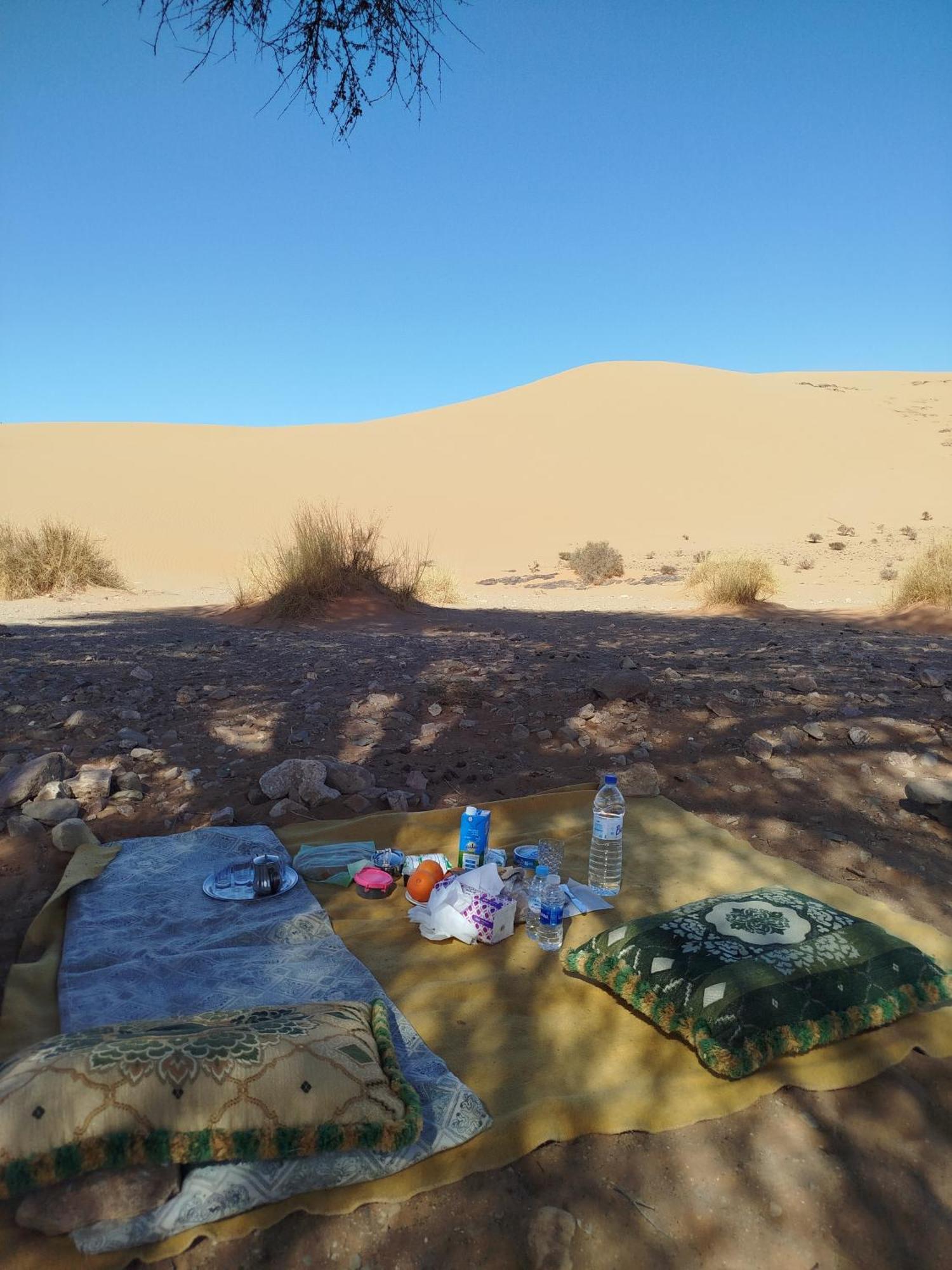 Maison Etoile Du Desert Aït Boukha Buitenkant foto